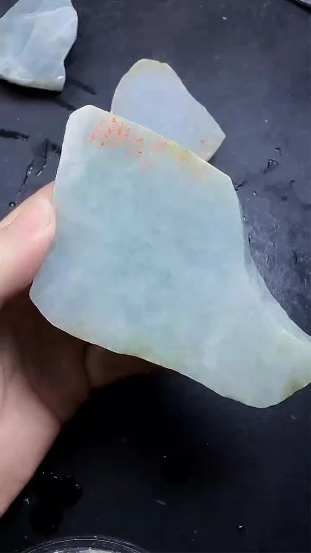 翡翠未镶嵌颈饰092翡翠