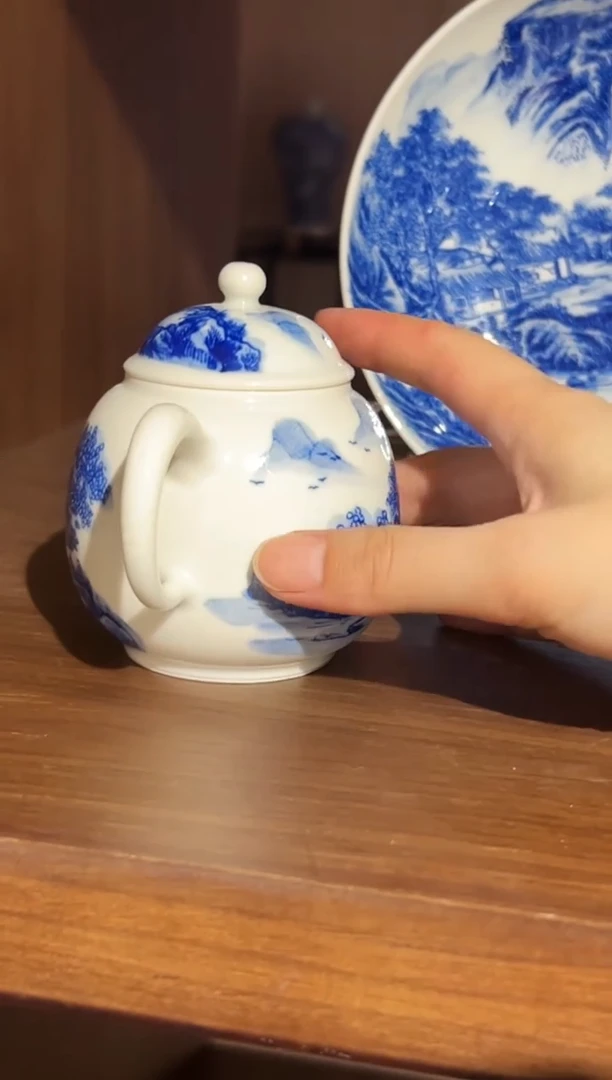 瓷博会 青花茶壶