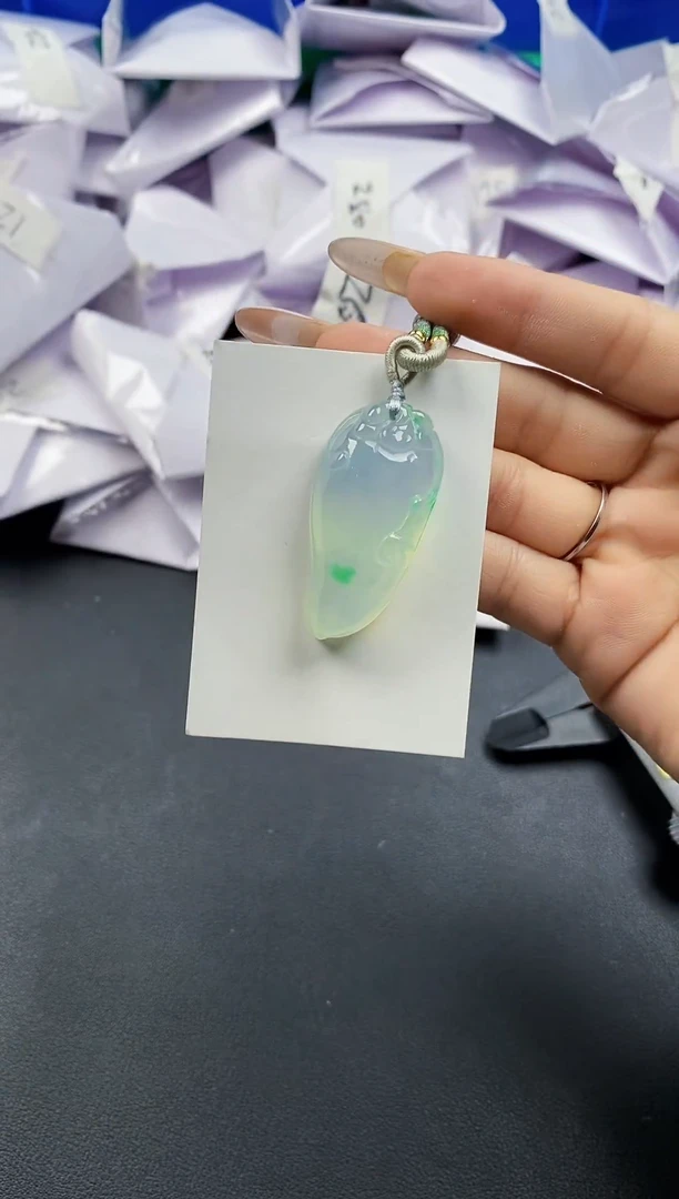 无非金属吊坠10135