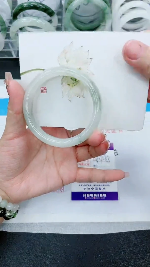 【闪购商品】石英质玉手镯未镶嵌234号/54-55圈