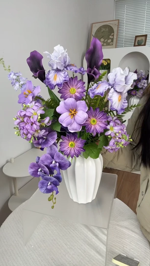 紫色花束+陶瓷花瓶（成品发货）直播间专属福利
