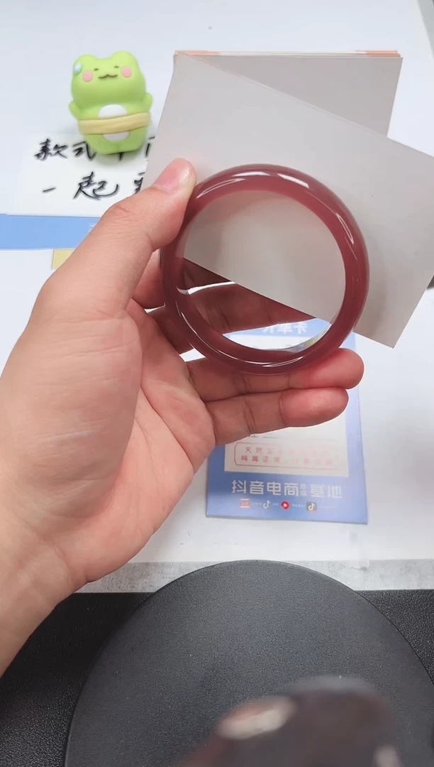 【闪购商品】石英质玉手镯未镶嵌A248-56.8