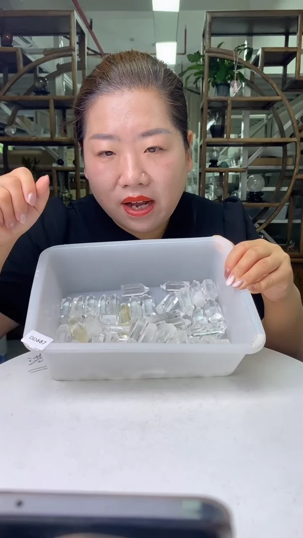 水晶珠宝半成品未镶嵌白水晶柱子D687性发其一20-30