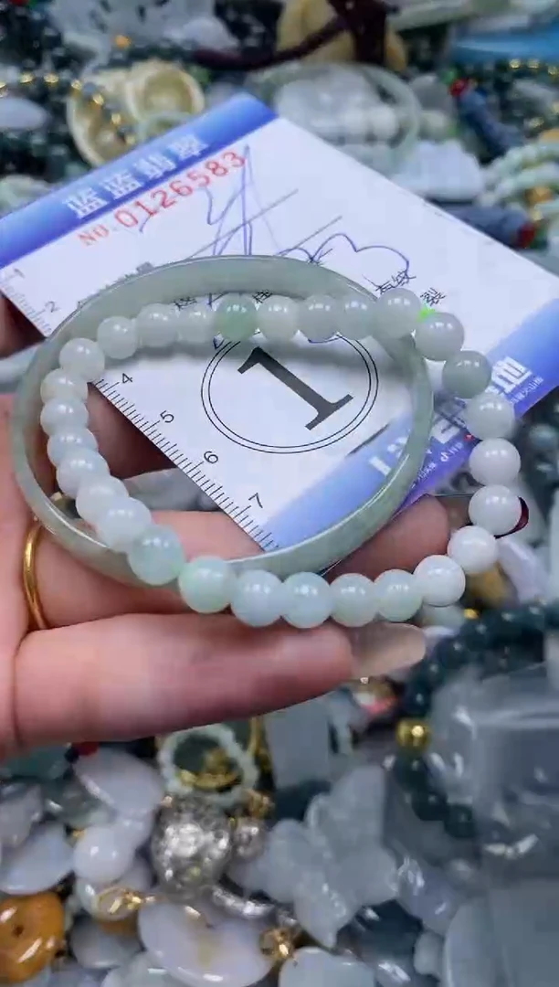 【闪购商品】翡翠颈饰未镶嵌闪购0126583多样性发其一