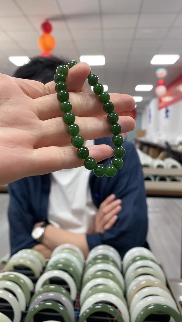 手链未镶嵌和田玉高品碧玉菠菜绿卡8手串一条