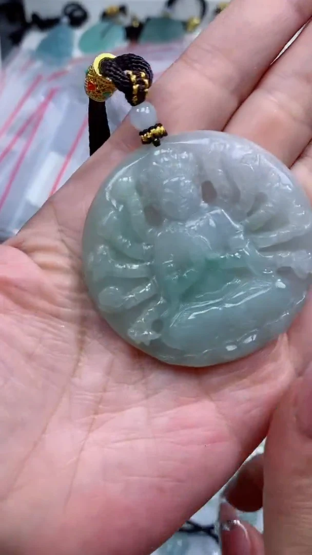 颈饰未镶嵌翡翠吊坠