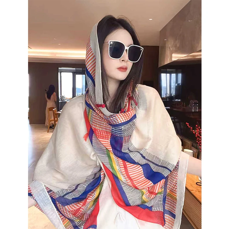 蓝色穿搭夏薄款夏季女多功能新疆海边旅游日常空调房丝巾