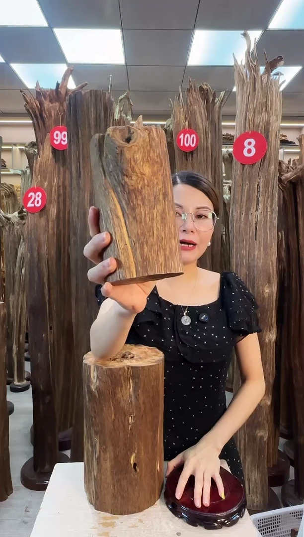 沉香碎屑沉香沉香原料摆件工艺品100元以上带底座