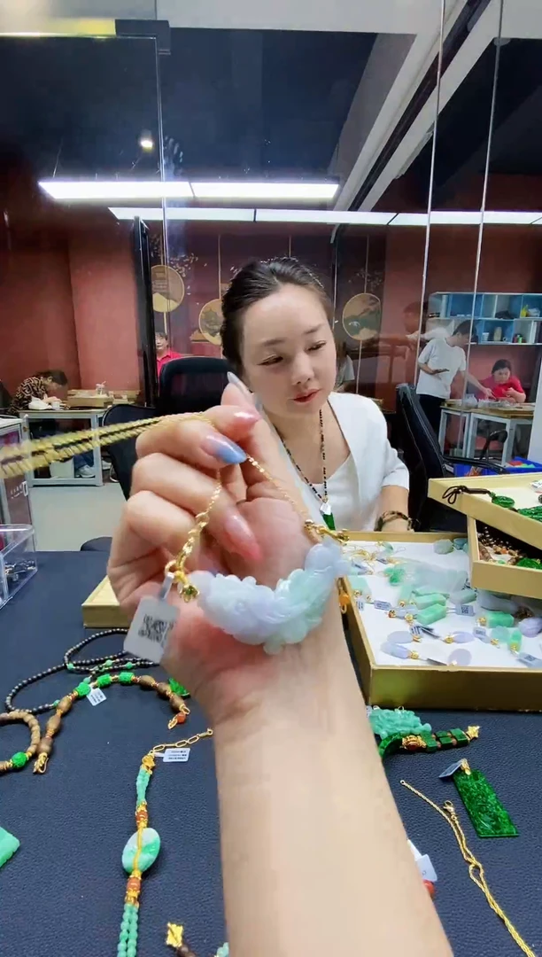 颈饰未镶嵌翡翠翡翠吊坠