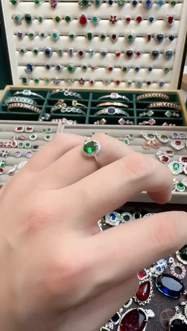 未镶嵌透辉石戒指透辉石戒指