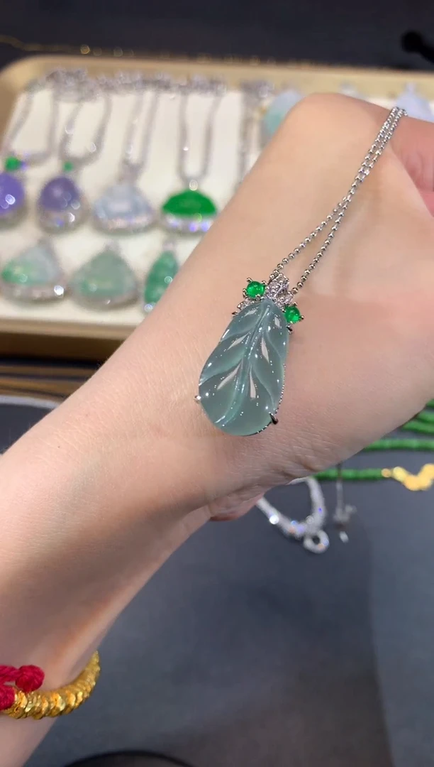 吊坠(不含链)未镶嵌翡翠3-叶子（多样性发货一件（不含链和扣