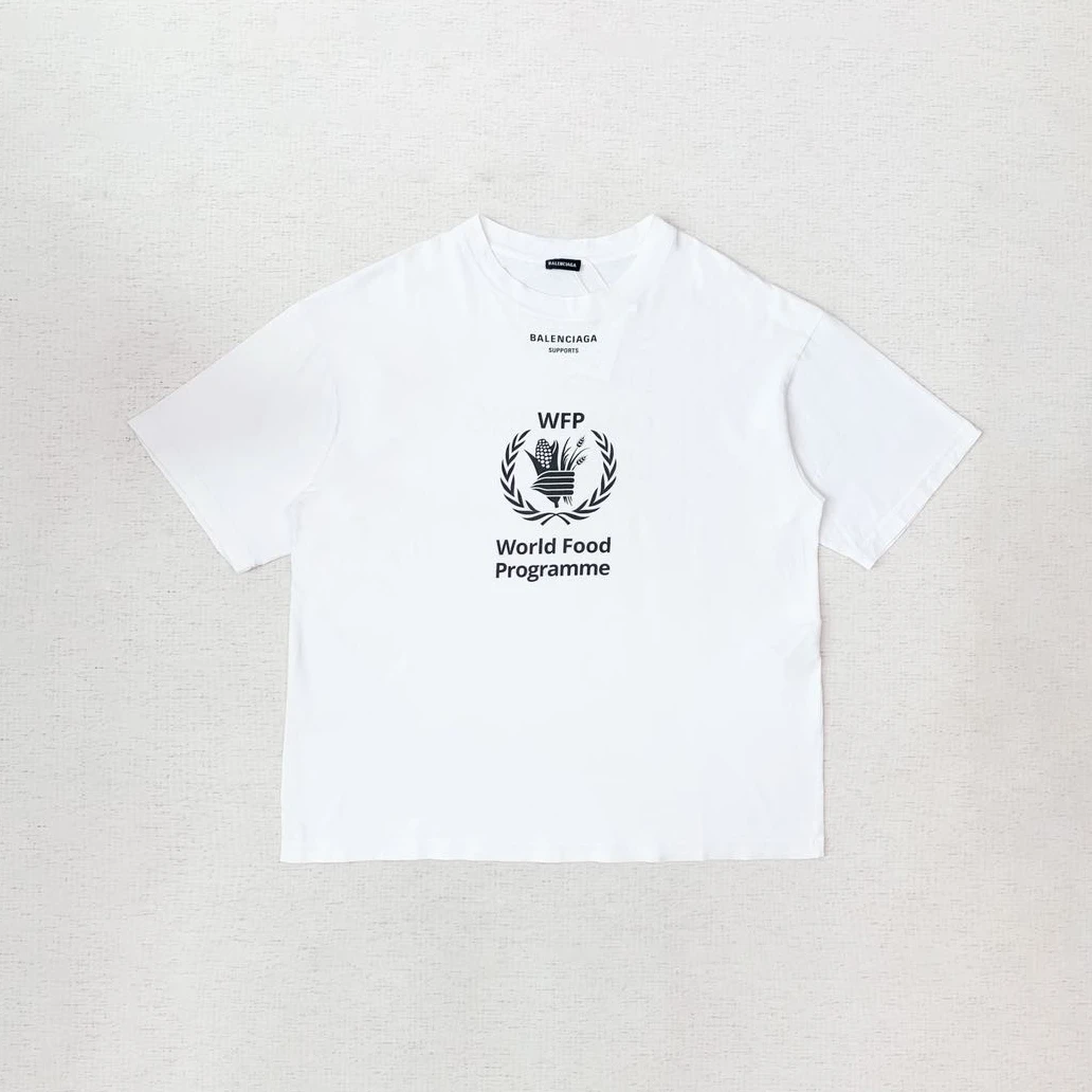 95新 Balenciaga/巴黎世家 经典logo圆领休闲短袖m码编码xb1895