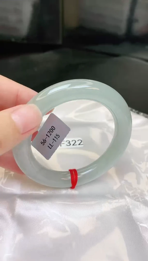 【闪购商品】翡翠手镯未镶嵌缅甸天然A货手镯