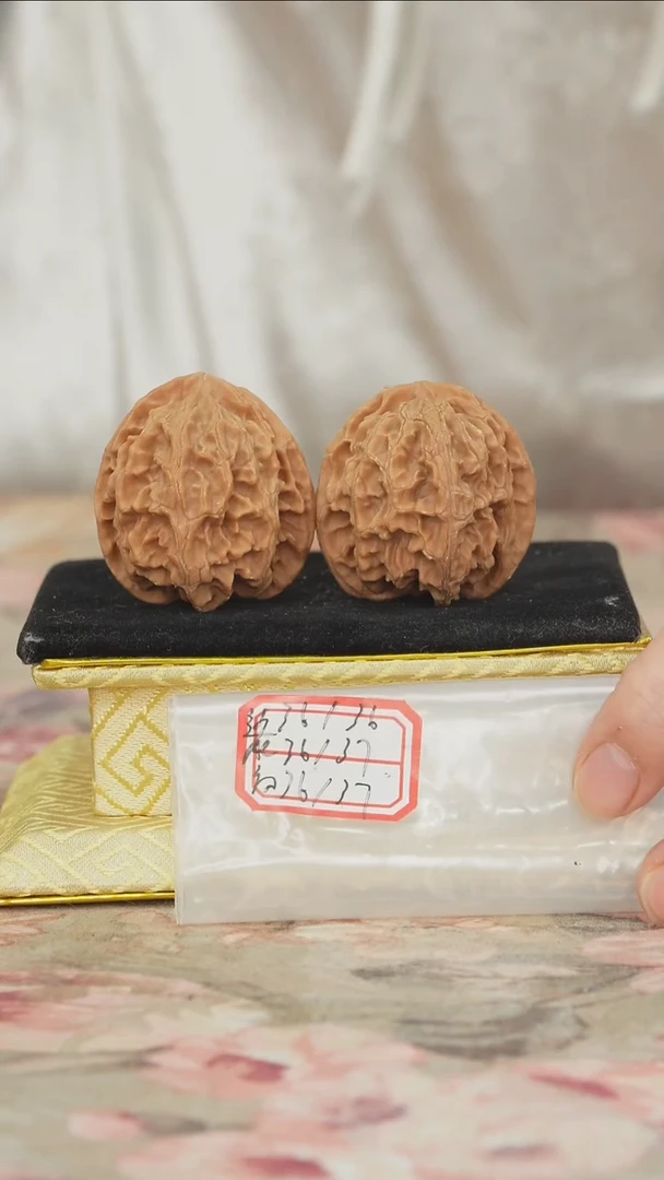 把件文玩核桃苹果园