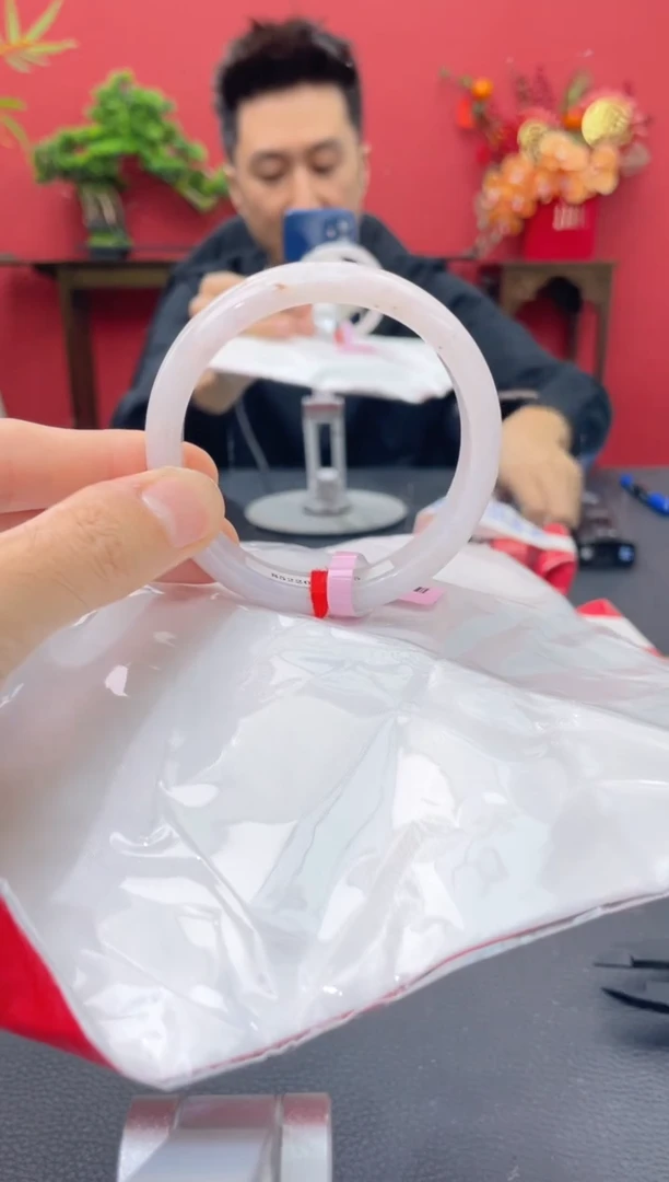 未镶嵌手镯翡翠7