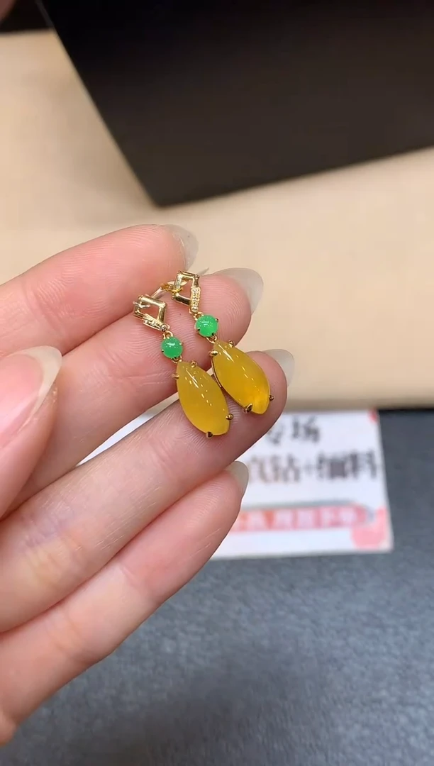 18K金镶嵌翡翠耳饰【无鉴赏期】随形【无服务费