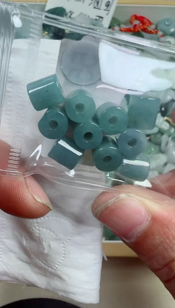 散珠翡翠327号链接，A货翡翠