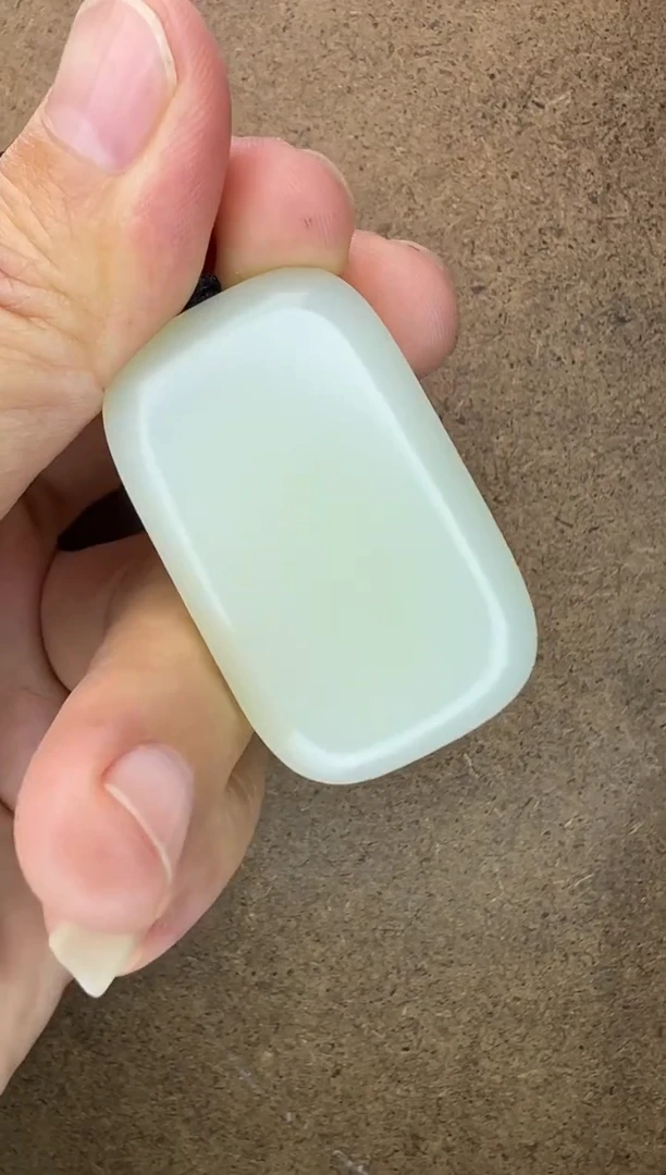 和田玉未镶嵌颈饰你**梗D