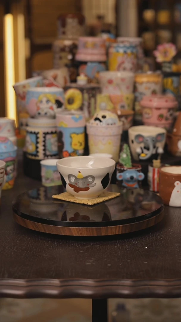 景德镇釉下彩绘设计师款式陶瓷