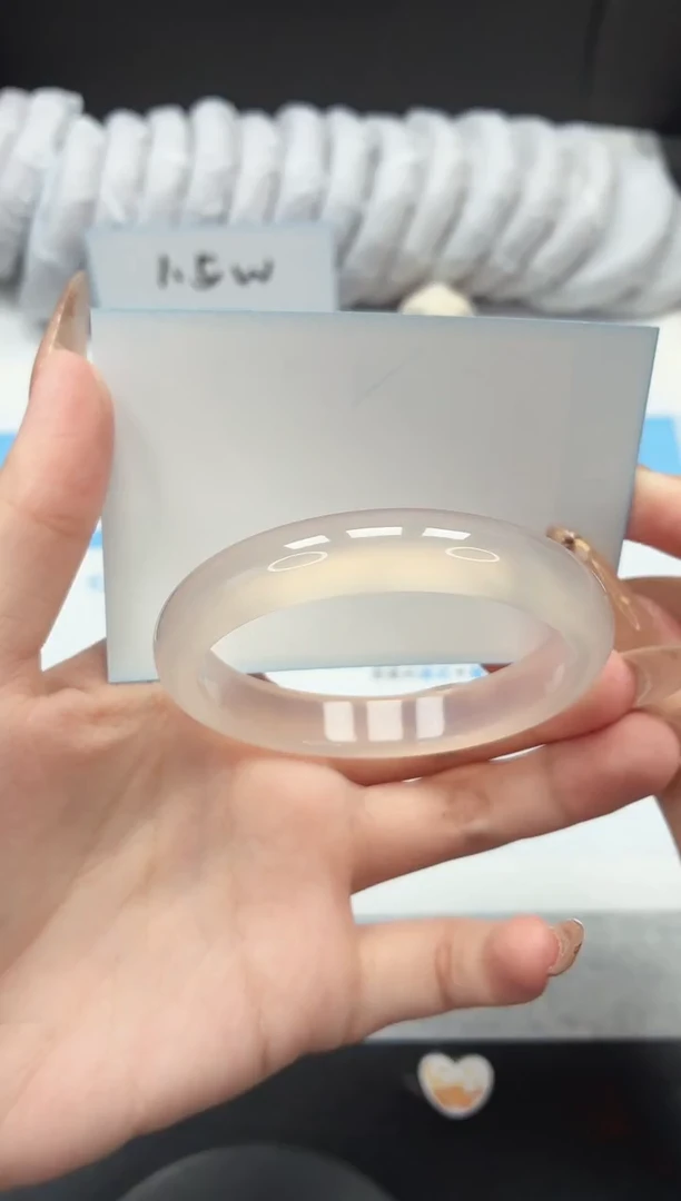 未镶嵌手镯石英质玉134/荔枝56.6