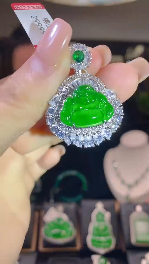 【闪购商品】翡翠吊坠(不含链)未镶嵌翡翠吊坠