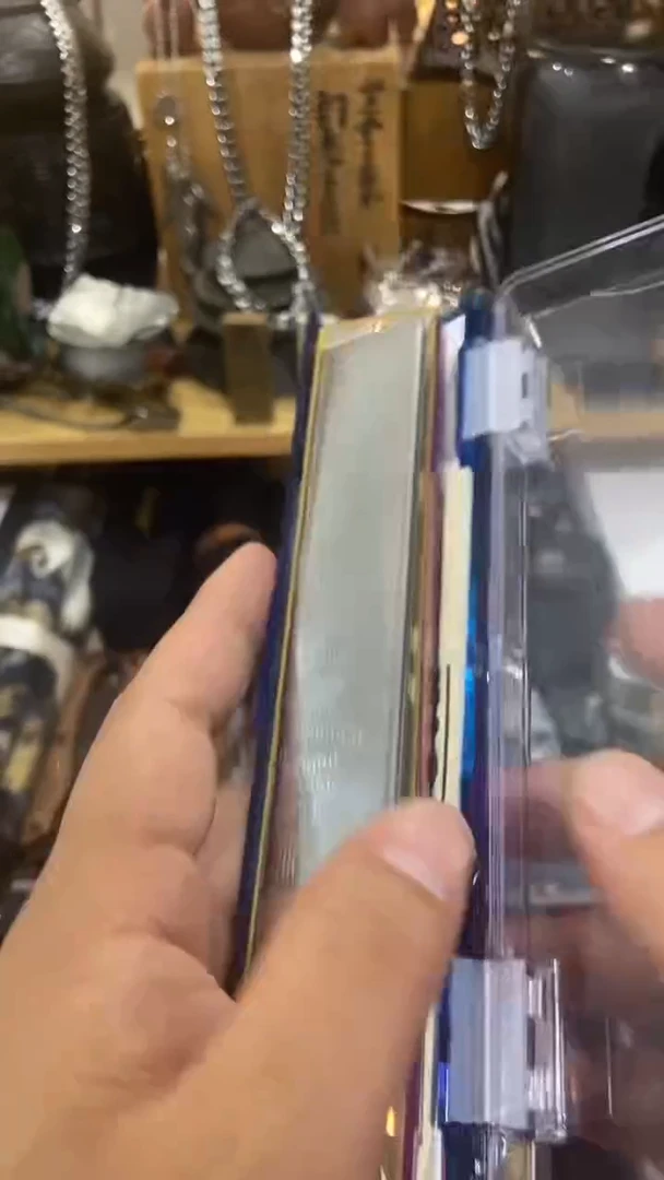 瓷片闪购商品  如图所示