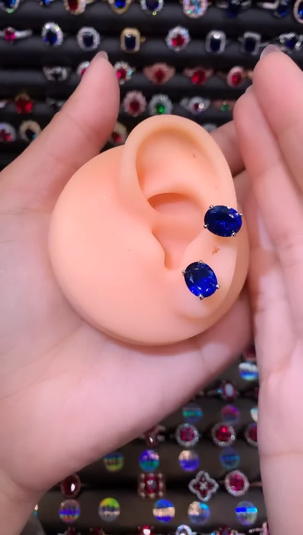 【闪购商品】蓝宝石耳饰银S925镶嵌810