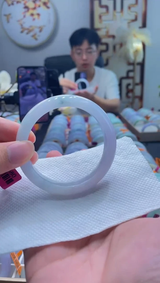 翡翠手镯未镶嵌126-58