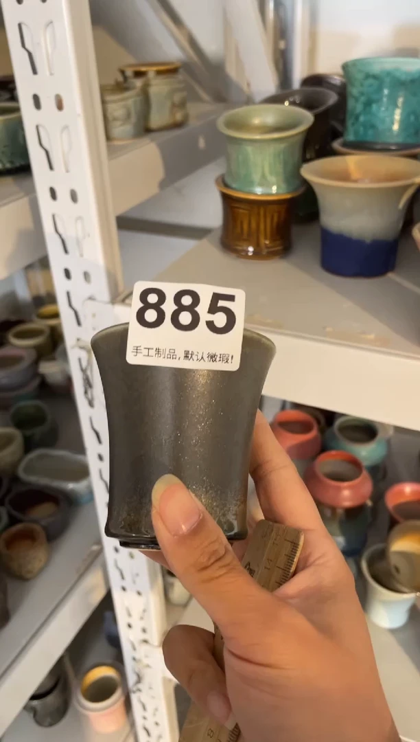 瓷片T****u885知木小芳花盆