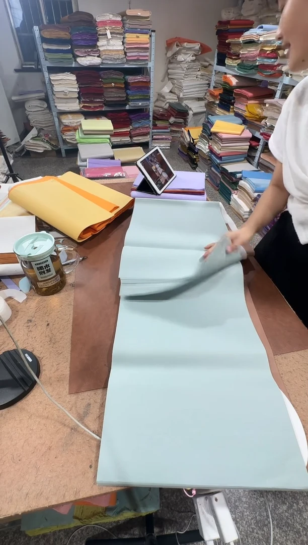 34*138 青灰色宣纸生宣50张