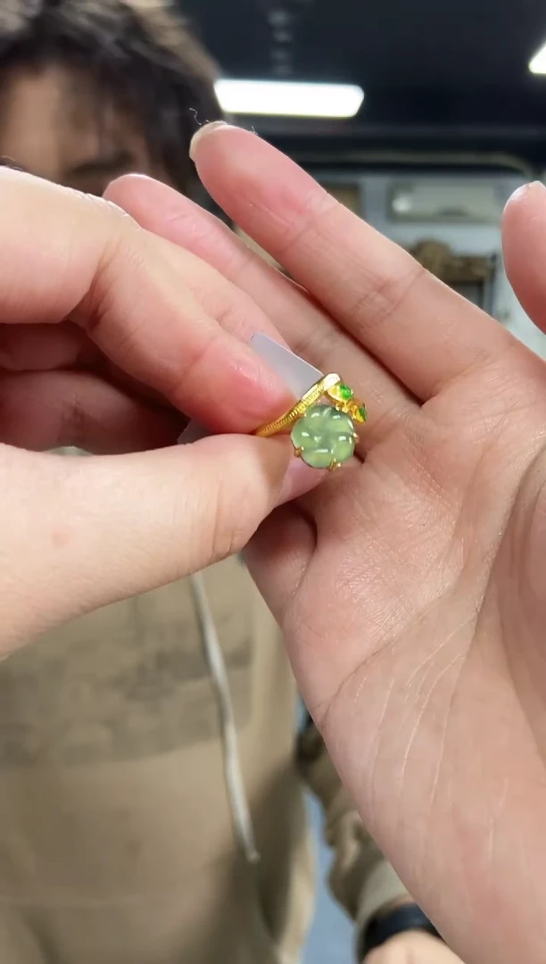 【闪购商品】翡翠戒指未镶嵌多样性发其一颜色微差