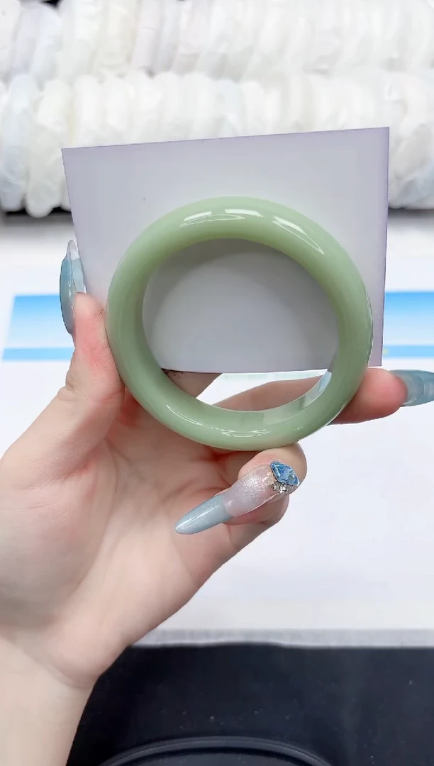 石英质玉手镯未镶嵌204-56