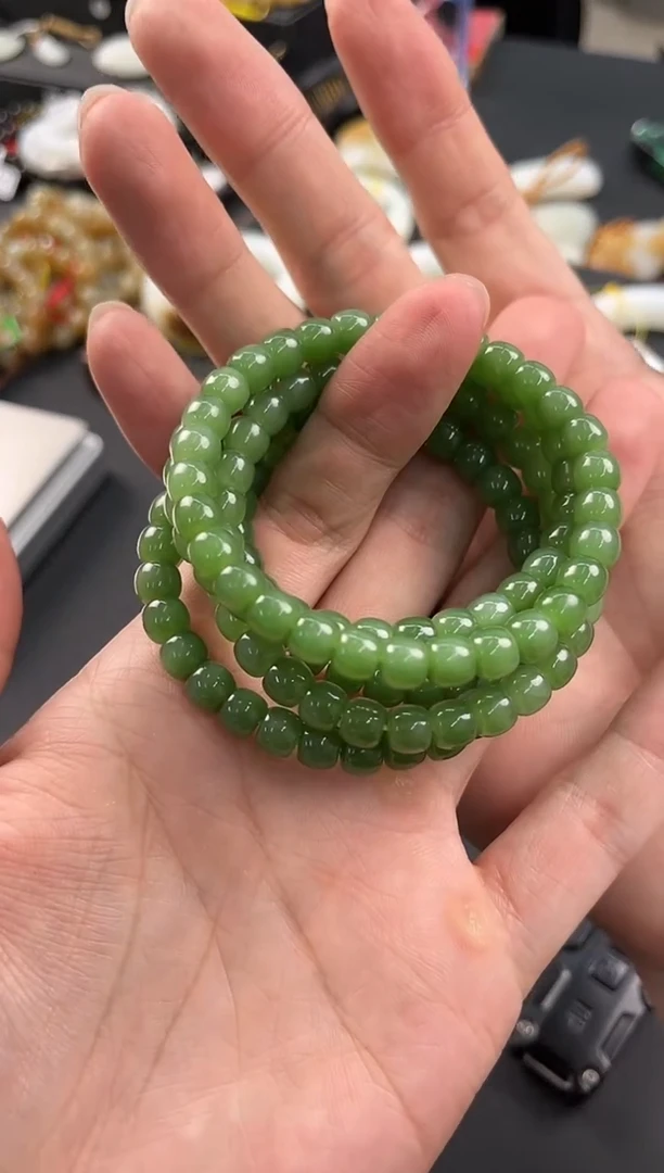 手串未镶嵌和田玉俄碧直切手串卡7微色差多样性发其一