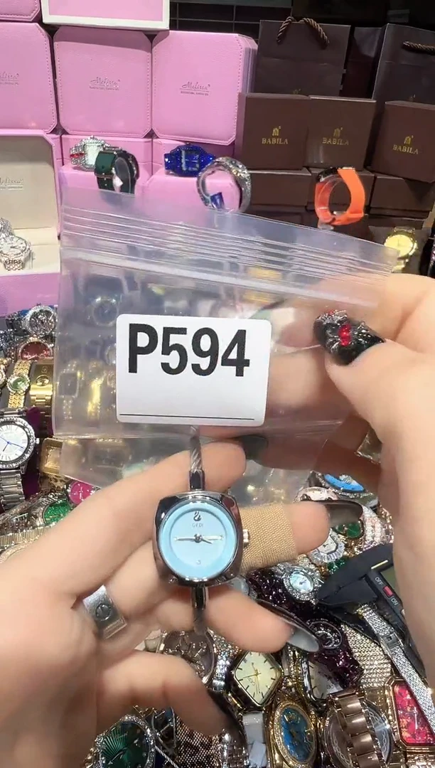 石英机芯不锈钢不锈钢笨**孩直播定闪专用