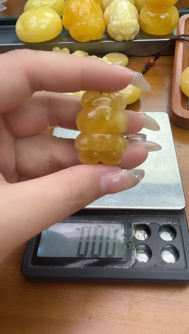 裸石琥珀未镶嵌琥珀蜜蜡吊坠