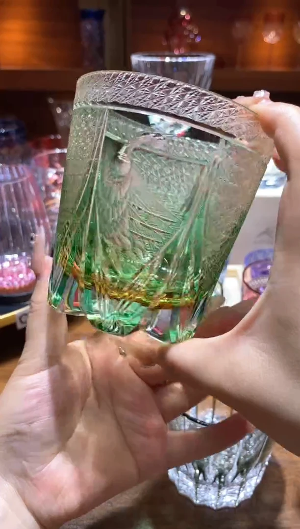 手工艺品玻璃绿孔雀微瑕