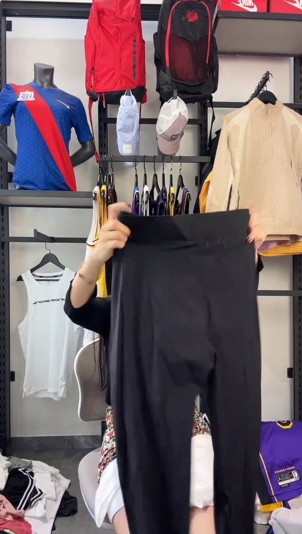 775  ·编码 瑕疵款以直播间过款为准 尺码S