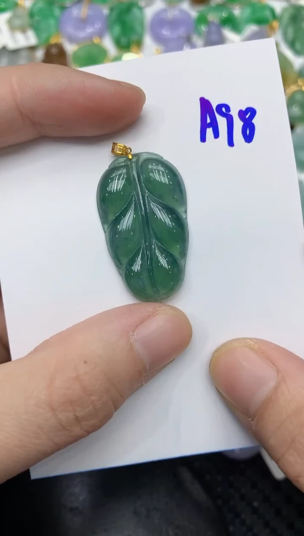 【闪购商品】翡翠颈饰18K金镶嵌111111111111