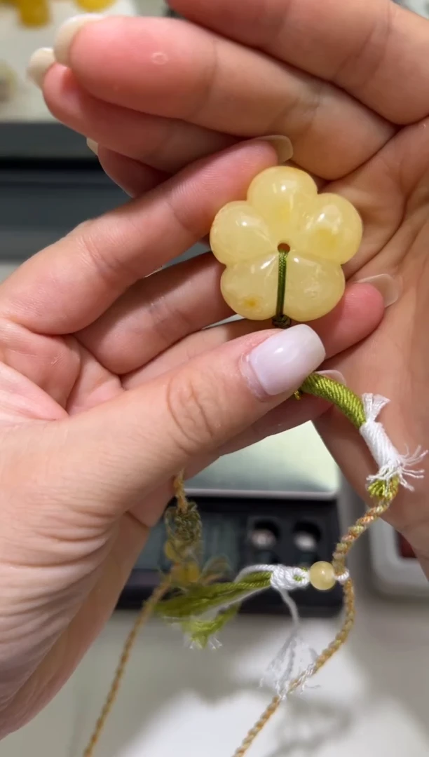 裸石琥珀未镶嵌琥珀蜜蜡吊坠