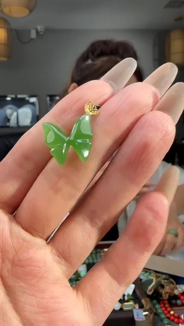 和田玉18K金镶嵌吊坠(不含链)111