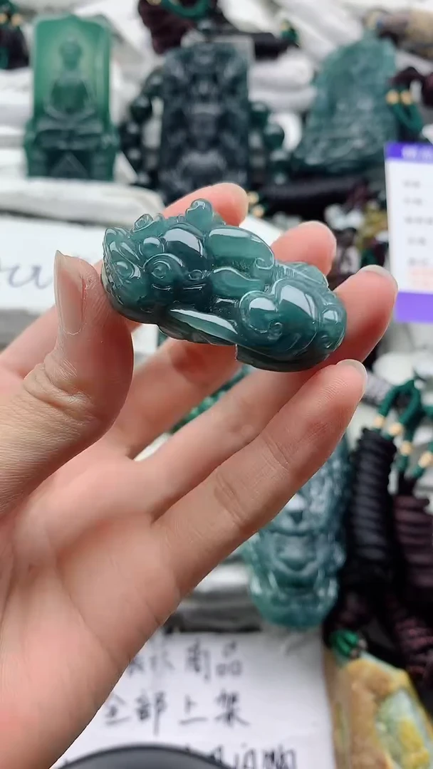 翡翠未镶嵌颈饰888888888
