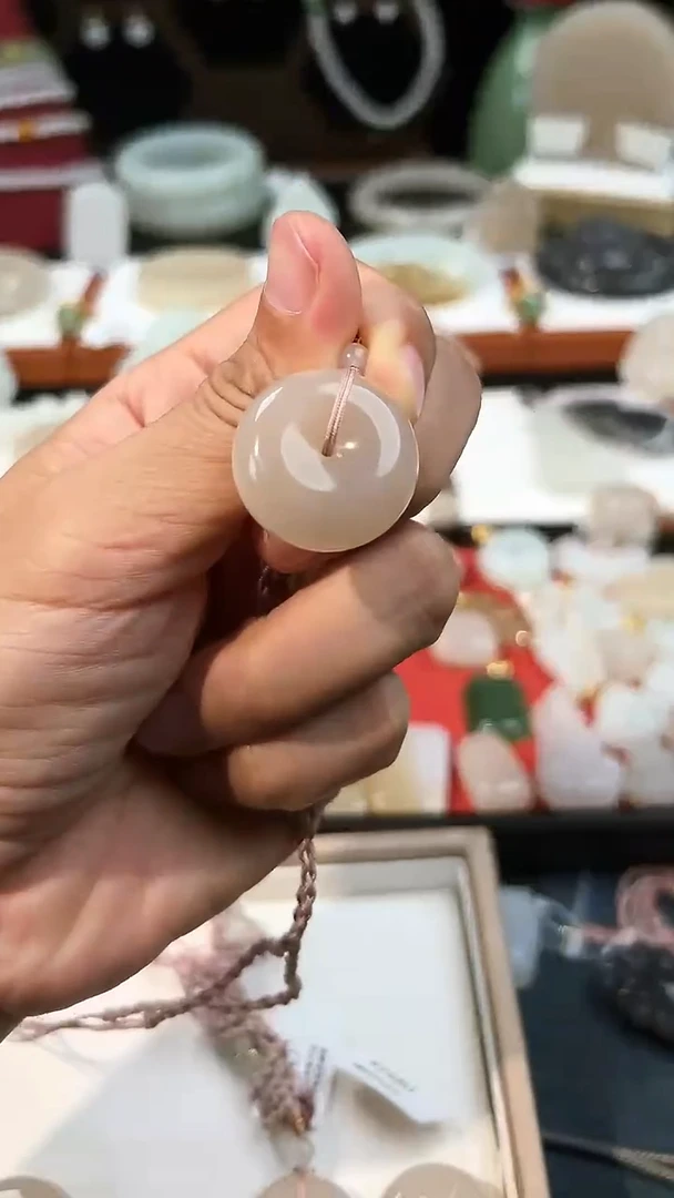 和田玉未镶嵌吊坠(不含链)平安扣