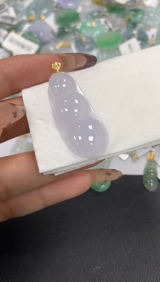 颈饰18K金镶嵌翡翠a货假一赔三支持复检百元上9元证书费自理