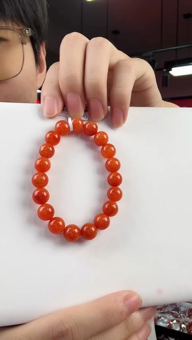 南红玛瑙保山手串10+未镶嵌一个/条
