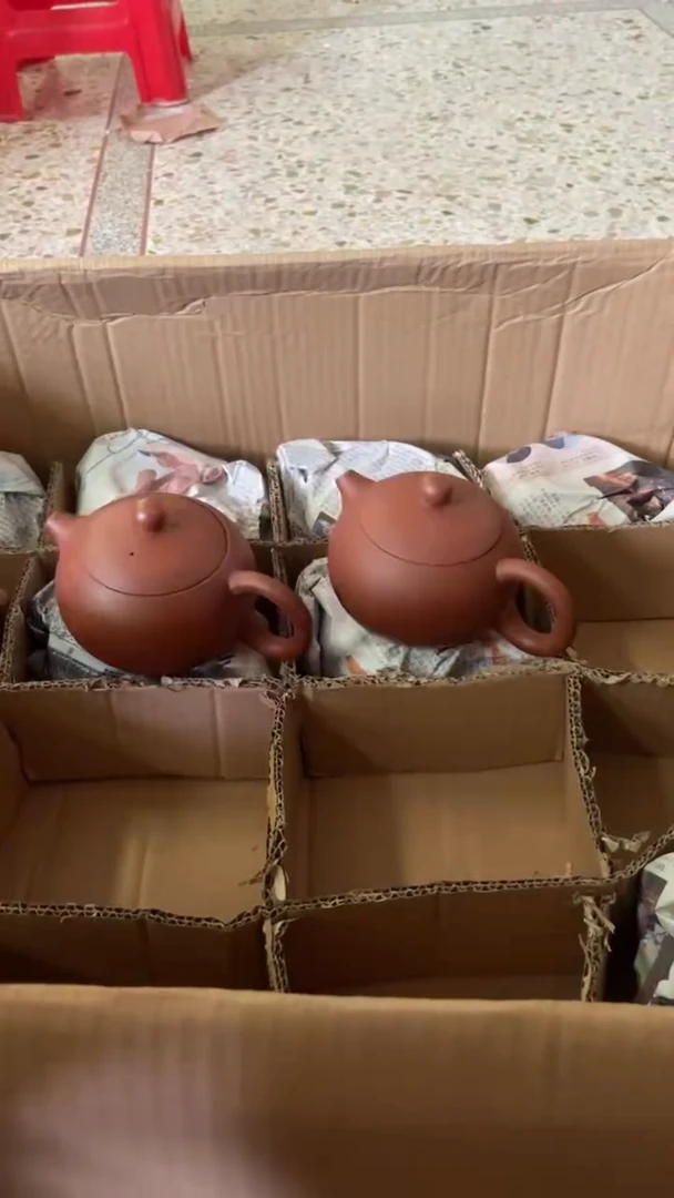 茶壶紫砂2个紫砂壶230毫升做工粗糙瑕疵介意勿拍