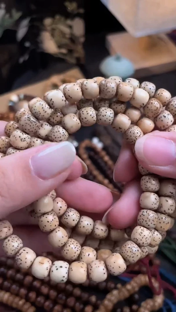 吊坠星月菩提精工级陈籽桶珠7.5*6.5长串（B）