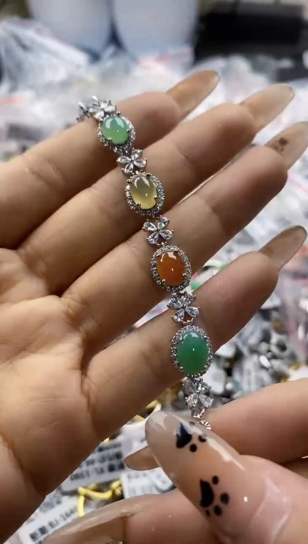 翡翠戒指银S925镶嵌1100000   1