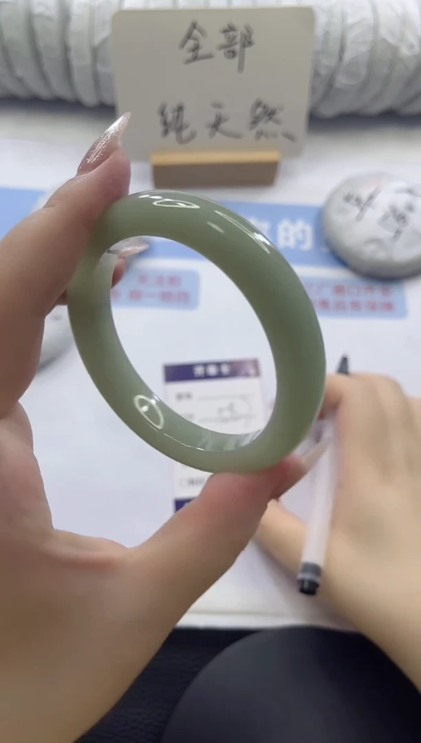 未镶嵌手镯石英质玉多样性发货C109