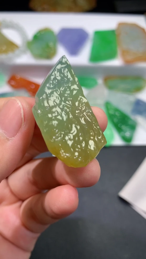 颈饰未镶嵌翡翠35