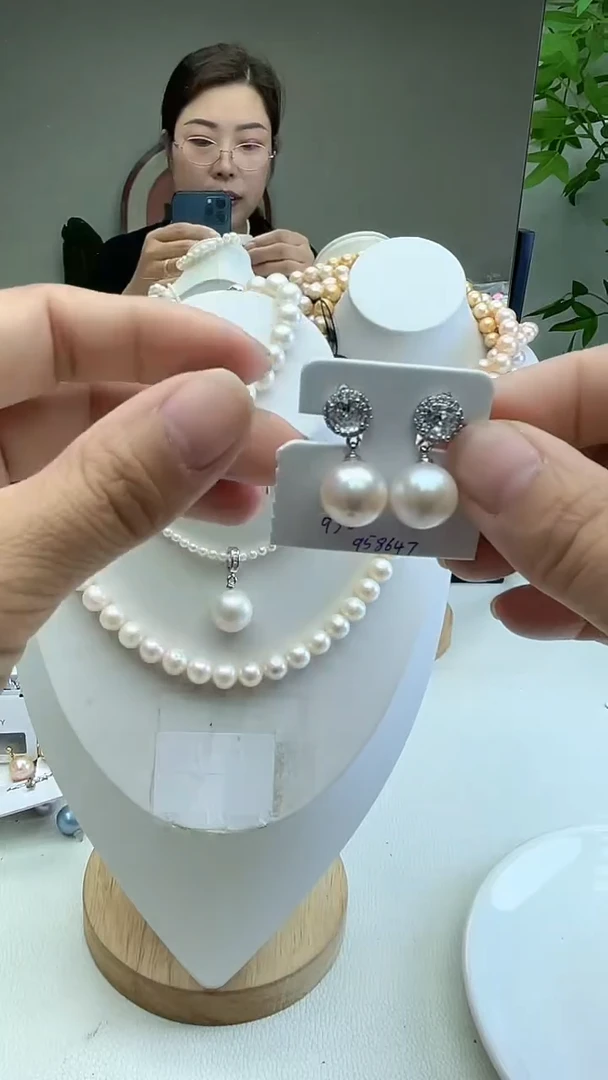 未镶嵌耳饰淡水珍珠白色系耳饰
